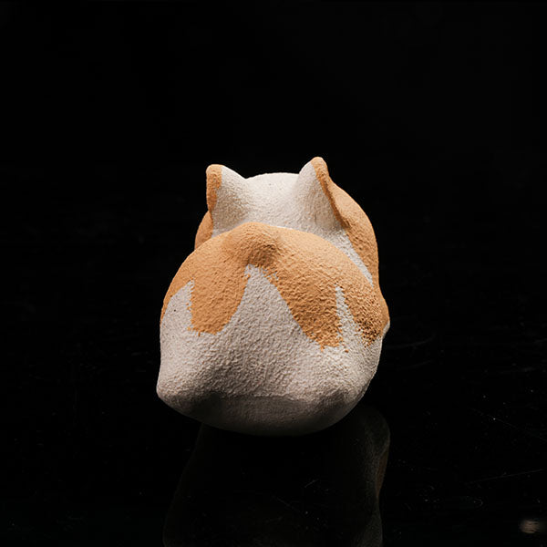 This is a running Corgi tea pet.