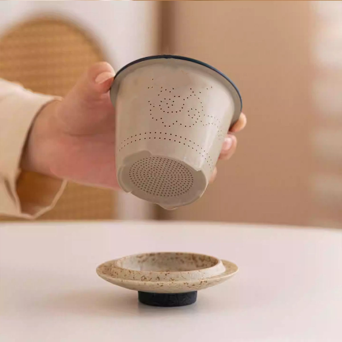 Porcelain-Creative Firestone Red Window Pattern Tea Infuser Cup 400ml Chaliland