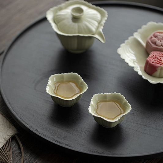 Imitation Song Dynasty Green Glaze Teacup With Flower Rim Chaliland