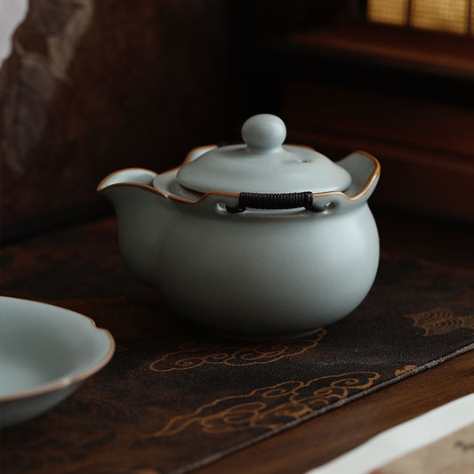 Ru Kiln-Sky Blue Ru Kiln Hand-Grip Teapot 330ml Chaliland