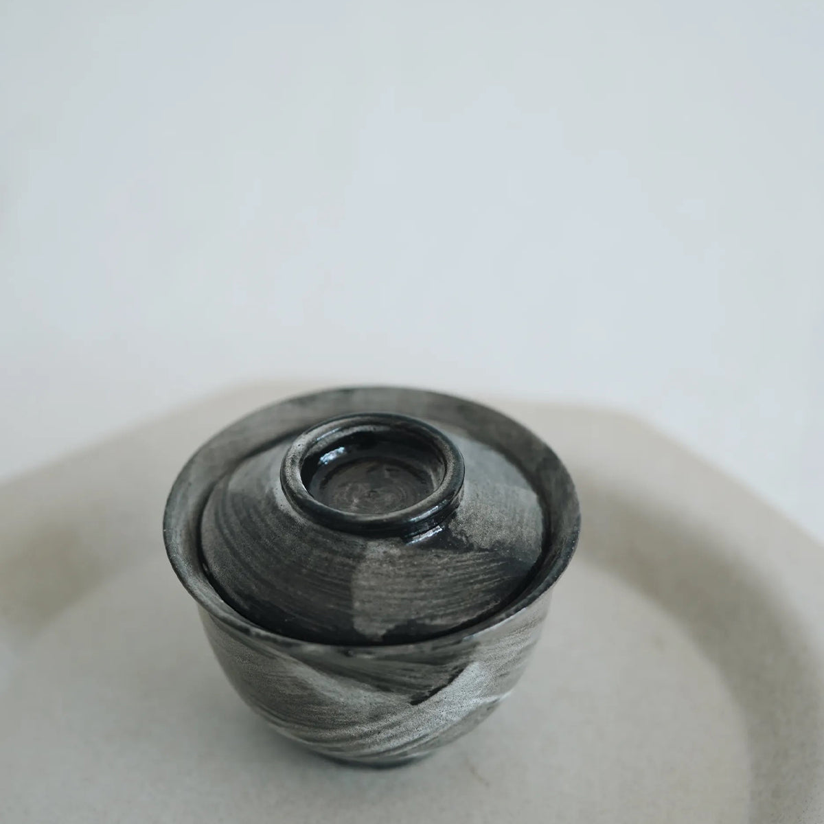 Small covered bowl brush 100cc