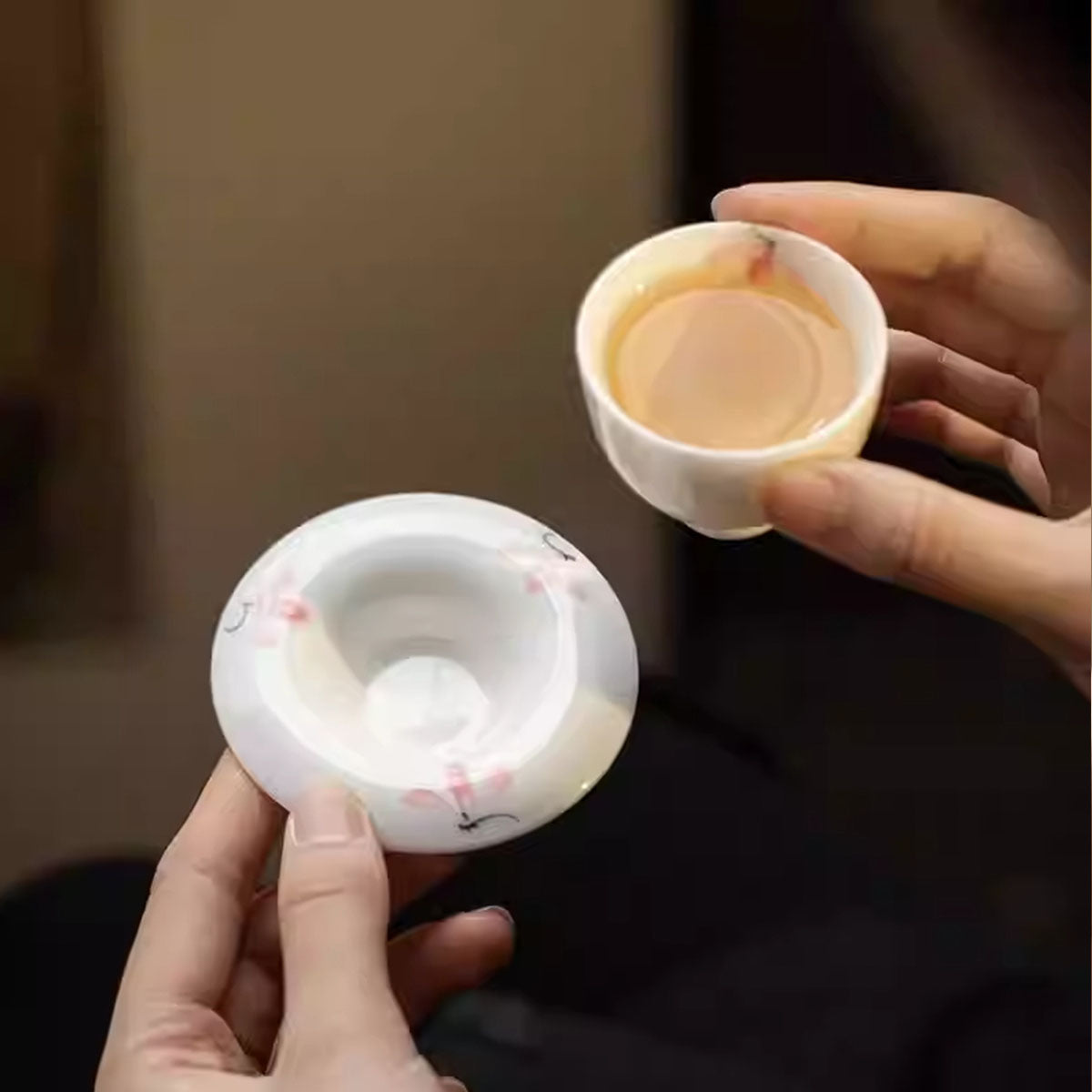 [Porcelain]Autumn Water Orchid Porcelain Teacup Chaliland