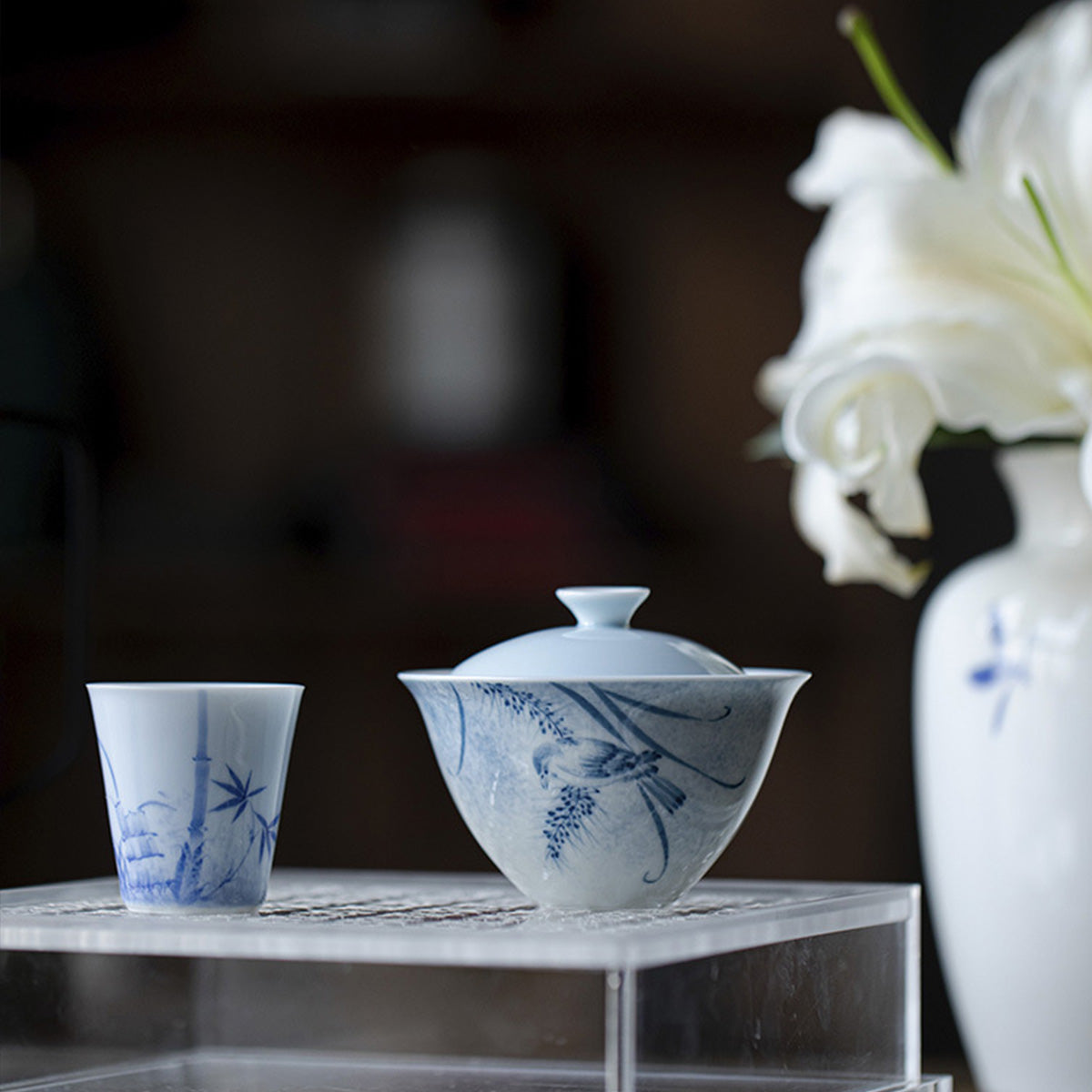 [Porcelain]Blue Mountain Singing Birds and Dancing Swallows Knowing the Hidden Gaiwan 120ml Chaliland