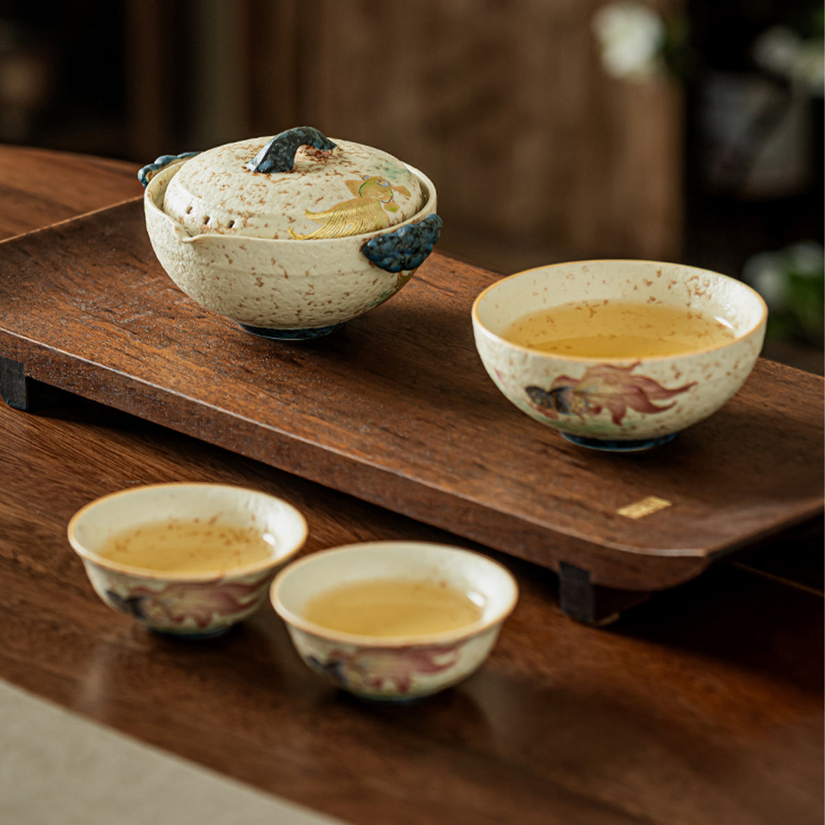 Blue and white glazed goldfish portable tea set (one pot and three cups) Chaliland