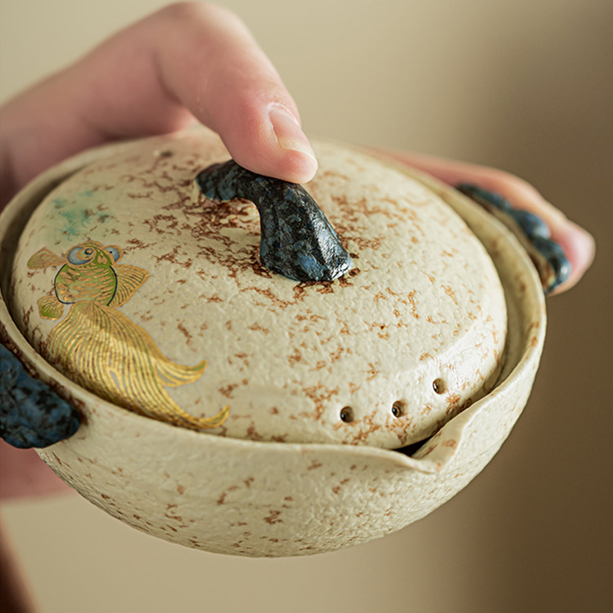 Blue and white glazed goldfish portable tea set (one pot and three cups) Chaliland