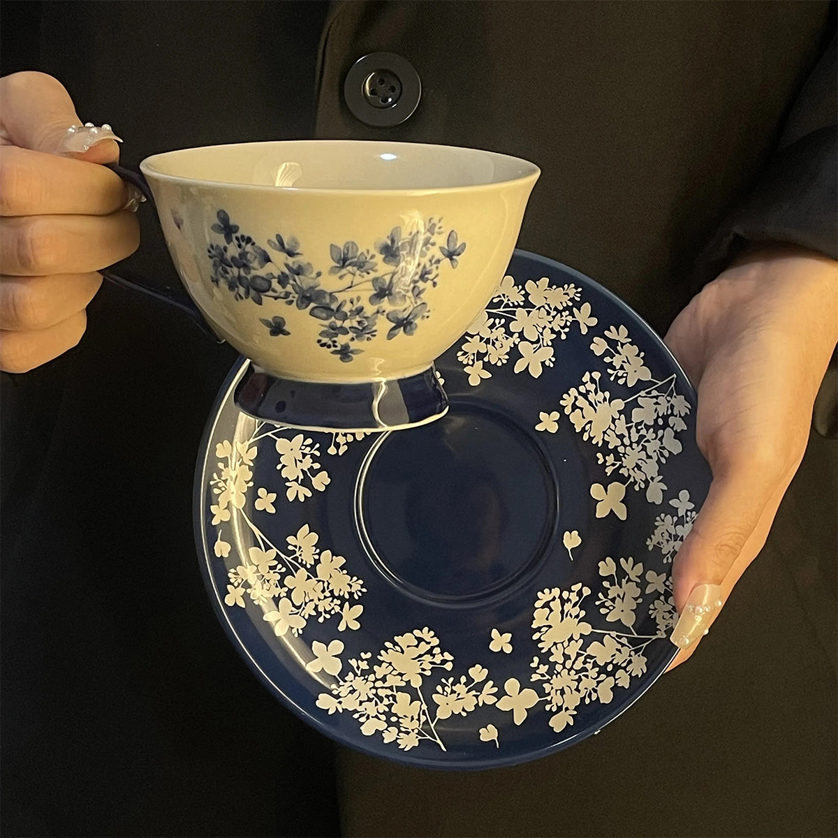 Blue and white porcelain retro teacup Chaliland