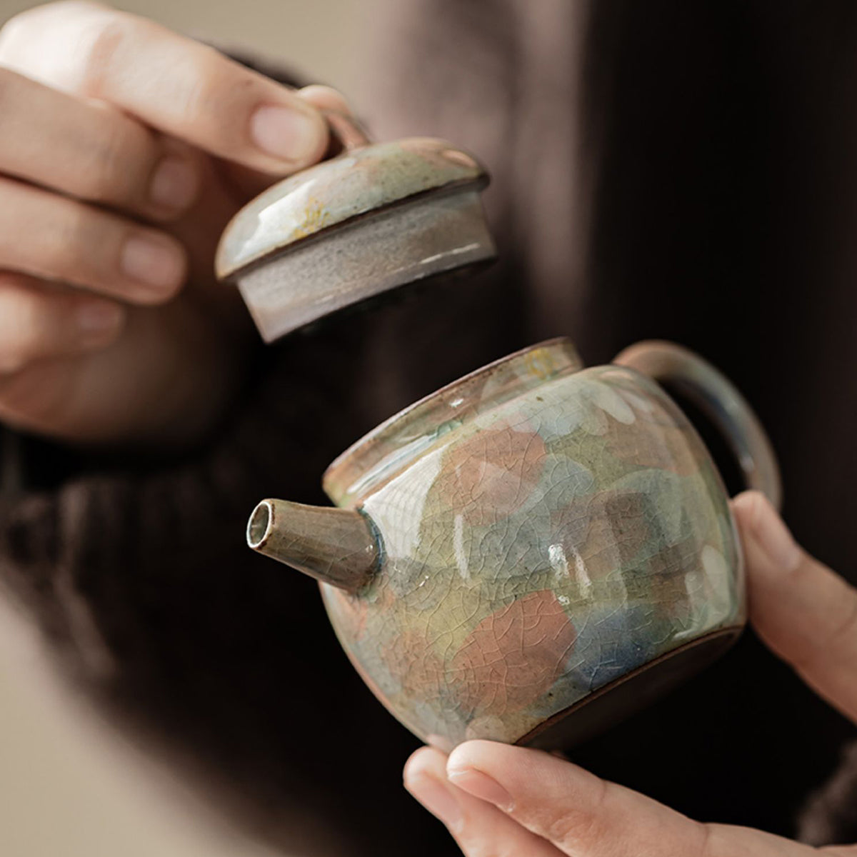 [Porcelain]Borneol Glaze Hand-painted Daisy Teapot 130ml Chaliland