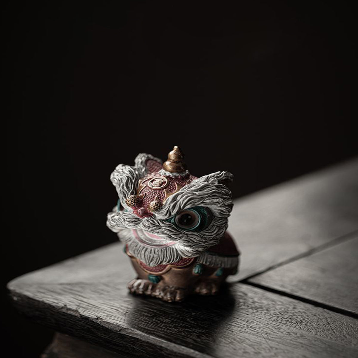 Resin-Color-changing tea pet, the lion of fortune and prosperity. Chaliland