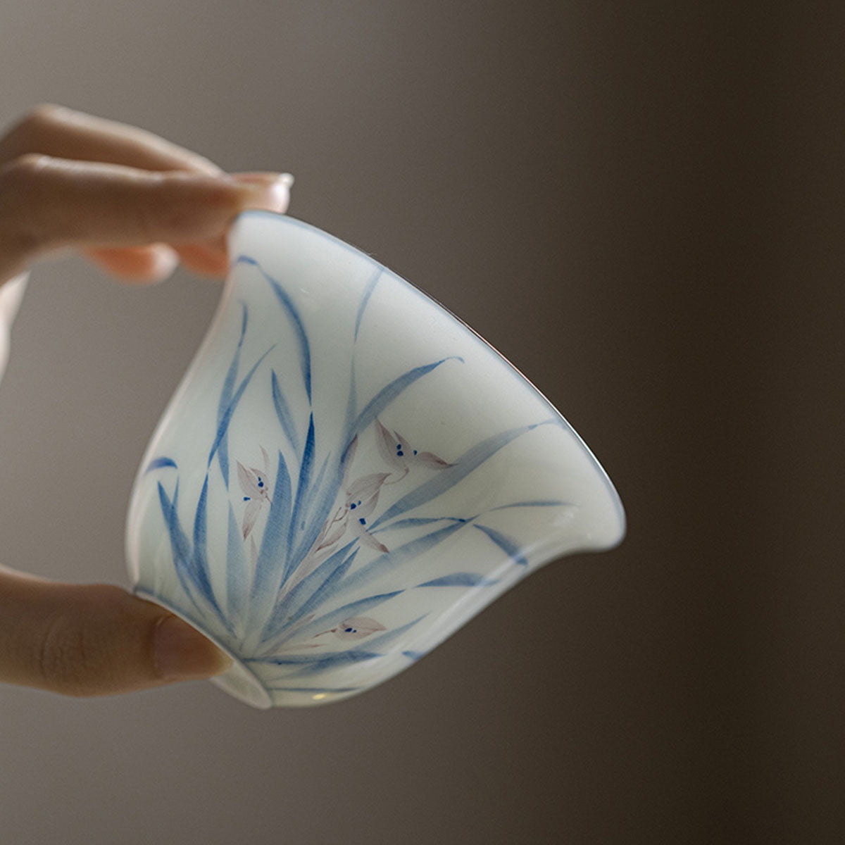 [Porcelain]Descended Goddess Gardenia Pattern Lidded Porcelain Gaiwan 150ml Chaliland