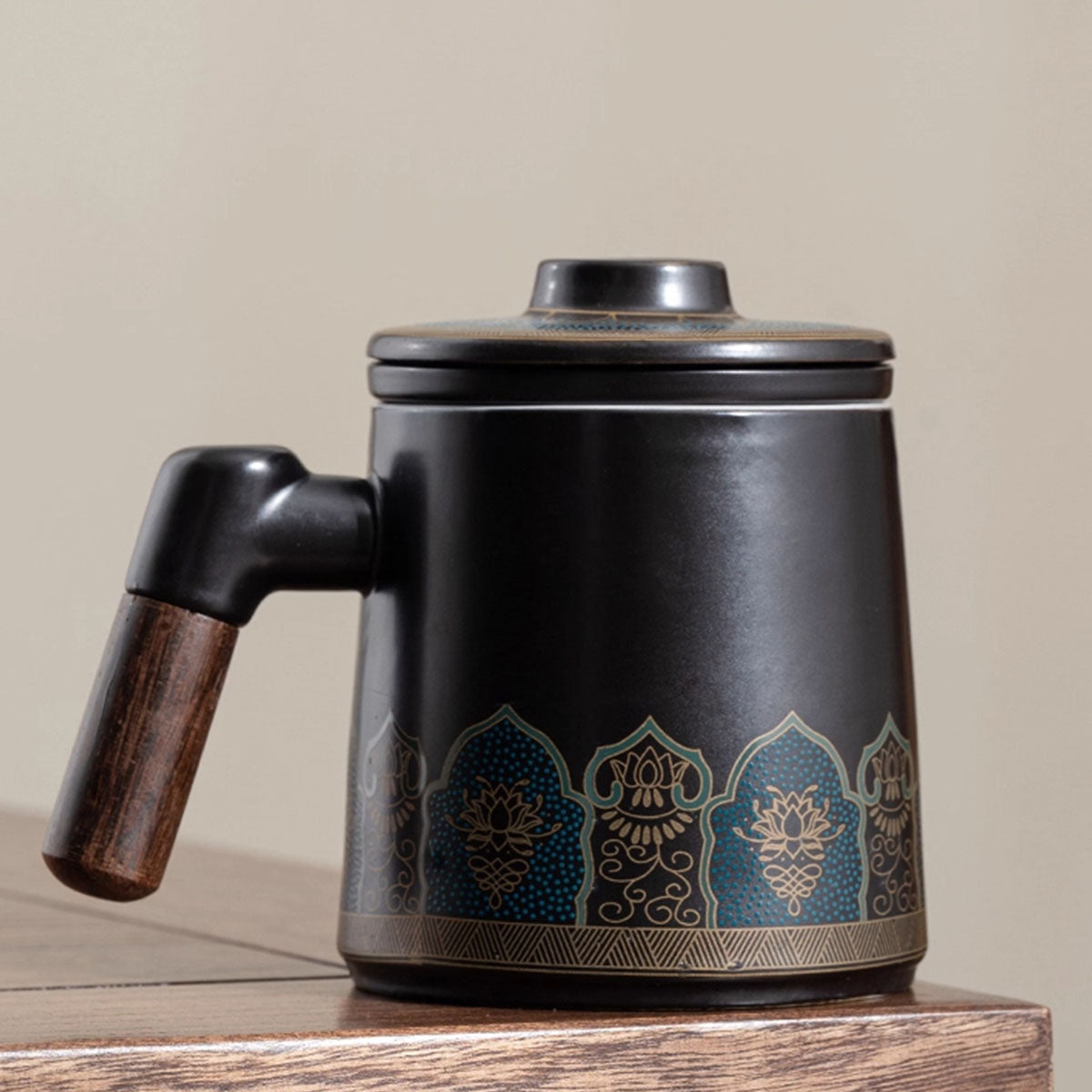 Porcelain-Gilded Embossed Wooden-Handle Tea Infuser 400ml Chaliland