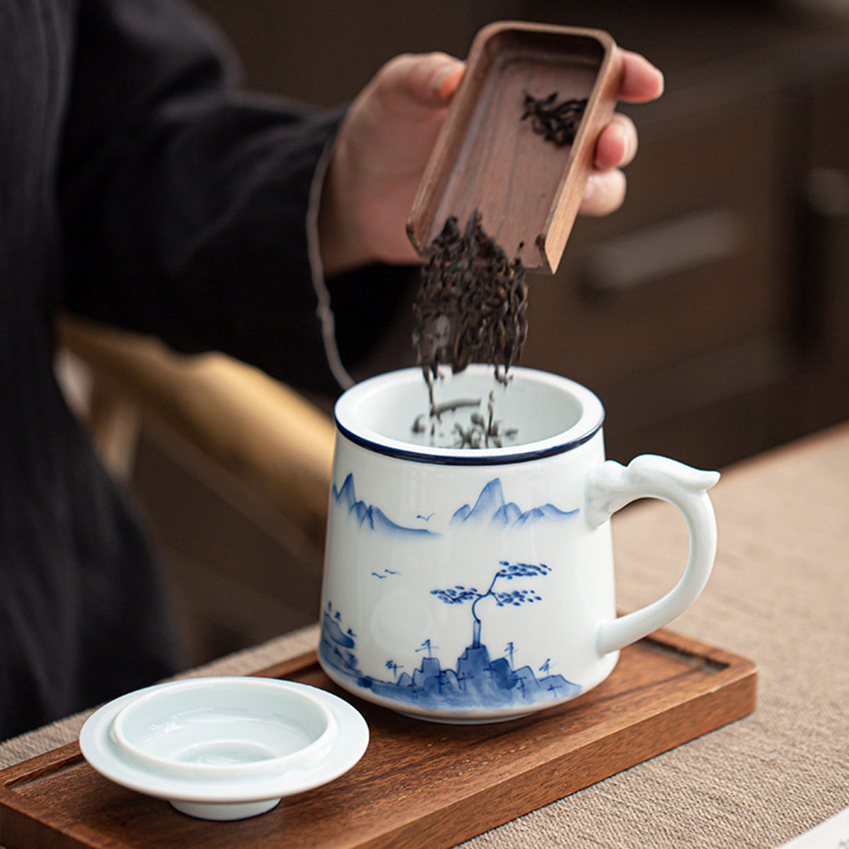 Porcelain-Hand-Painted Bamboo and Scenic Landscape Tea Infuser 500ml Chaliland