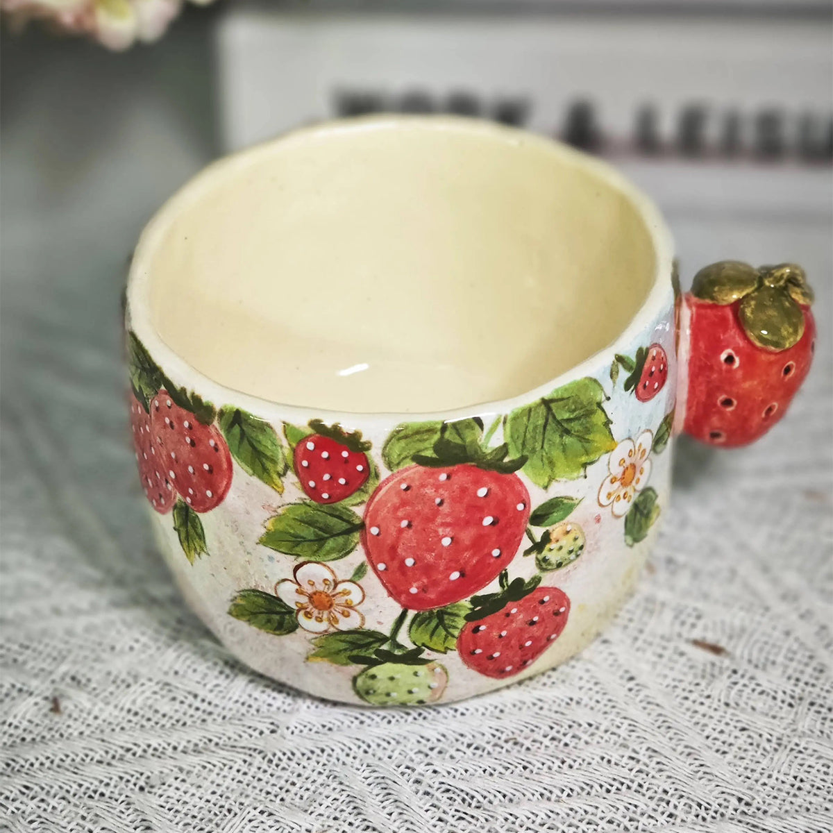 Hand-painted 3D strawberry cup 210ml Chaliland