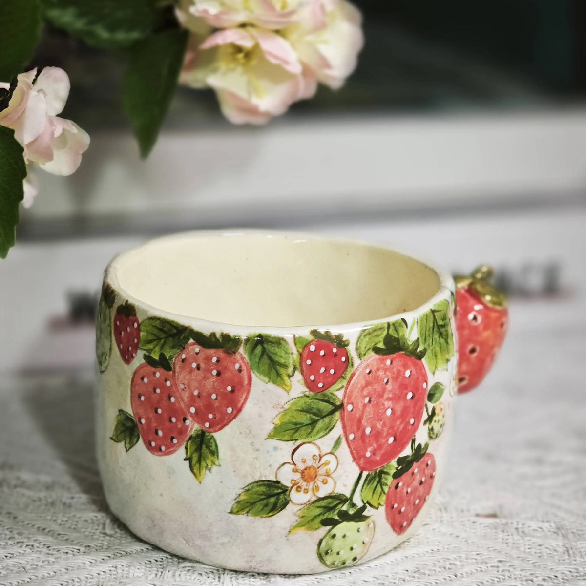 Hand-painted 3D strawberry cup 210ml Chaliland