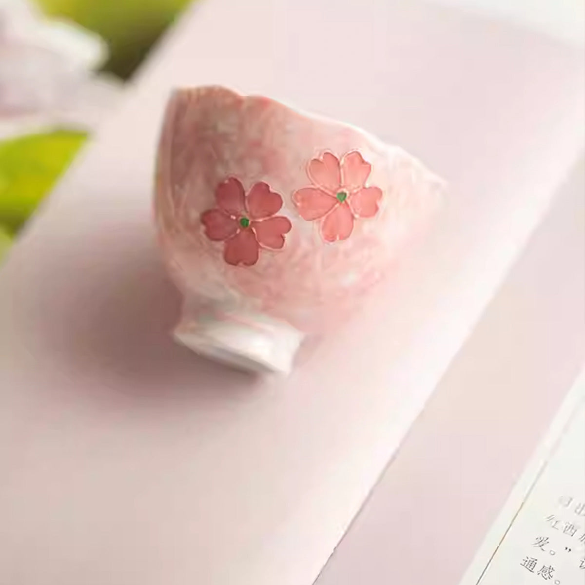 [Porcelain]Hand-painted Drunken Flower Small Teacup  30ml Chaliland
