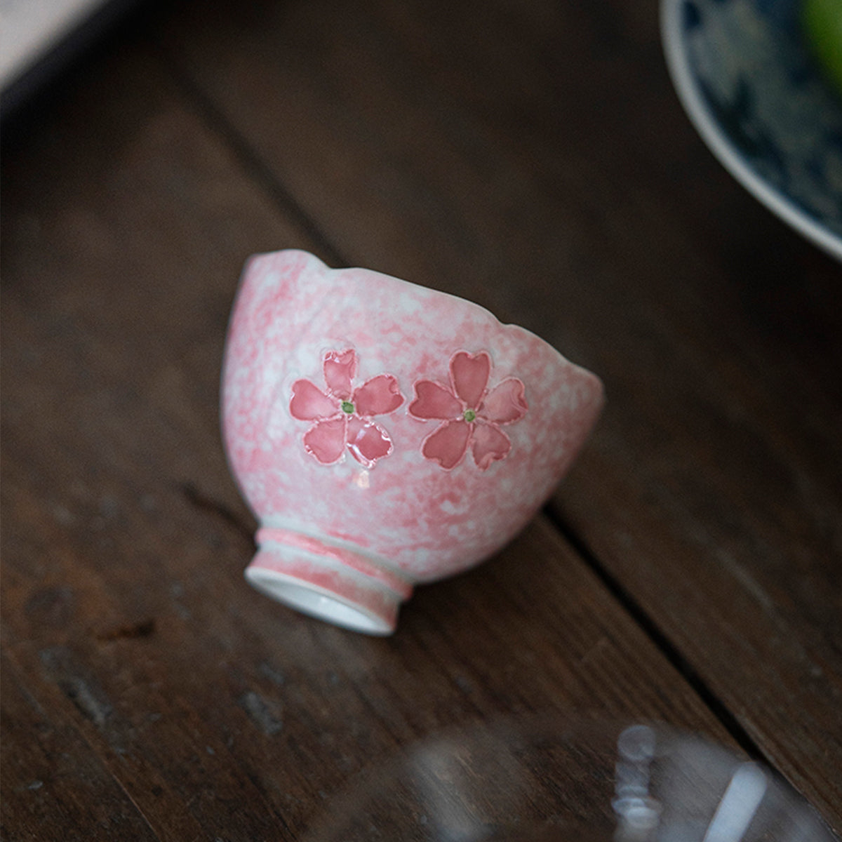 [Porcelain]Hand-painted Drunken Flower Small Teacup  30ml Chaliland