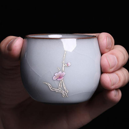 [Porcelain]Hand-painted Plum Blossom Meditation Crackle Teacup 110ml Chaliland
