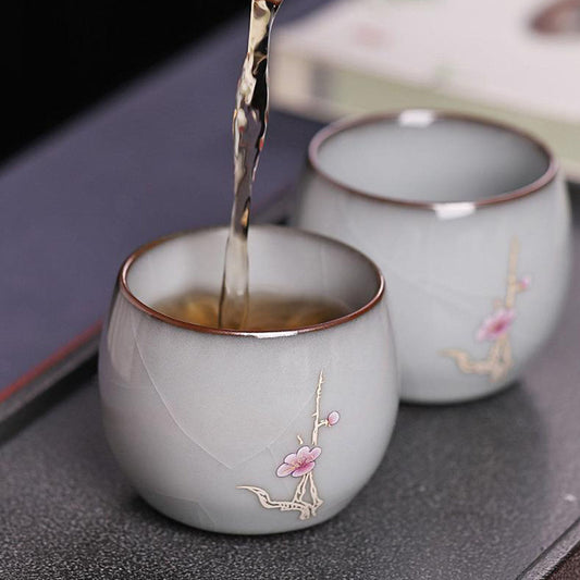 [Porcelain]Hand-painted Plum Blossom Meditation Crackle Teacup 110ml Chaliland