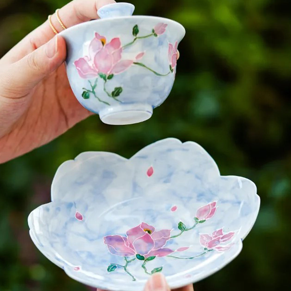 Hand-painted magnolia flower covered bowl Chaliland