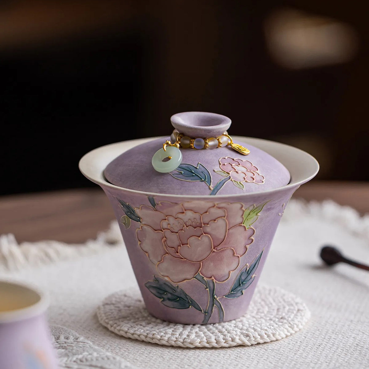 Hand-painted peony pattern covered bowl Chaliland