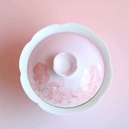 Hydrangea-shaped stemmed covered bowl Chaliland