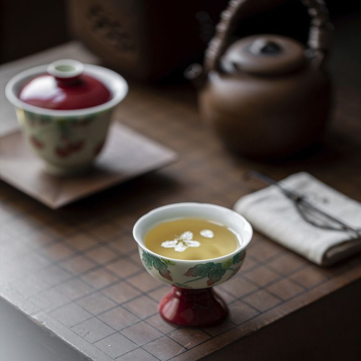 [Porcelain]Imitation Song Dynasty Hand-painted Vermilion Raspberry Pie Tang Li High-footed Teacup 50ml Chaliland