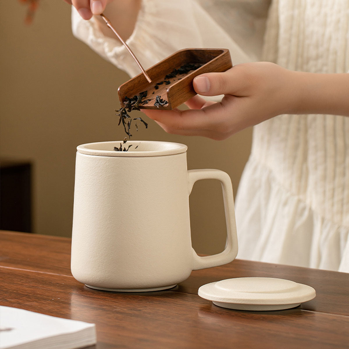 Porcelain-Minimalist Ceramic Tea Infuser Cup 360ml Chaliland