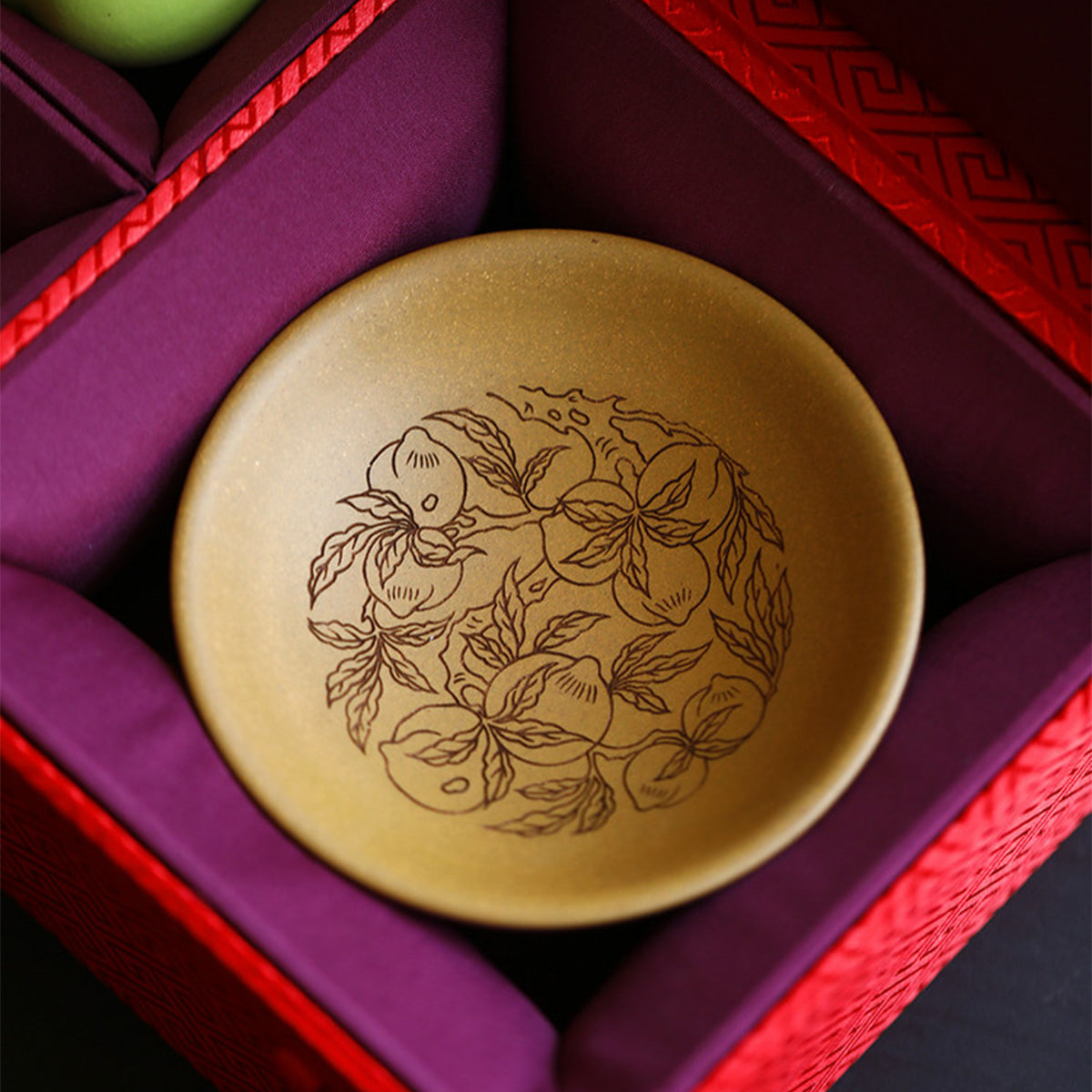 Nine Peach Longevity Tea Bowl Gift Set Chaliland