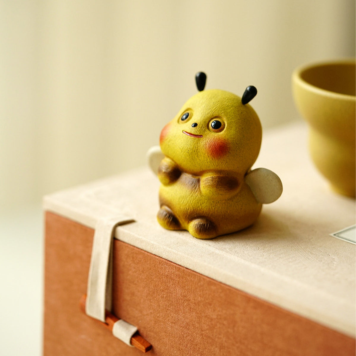 Panhu Teapot Gift Set (one teapot, one teacup, one tea pet) Chaliland