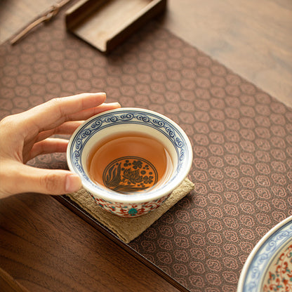 [Porcelain]Red And Green Colors Twisted Branches Lotus Pattern Hand-pressed Teacup Chaliland