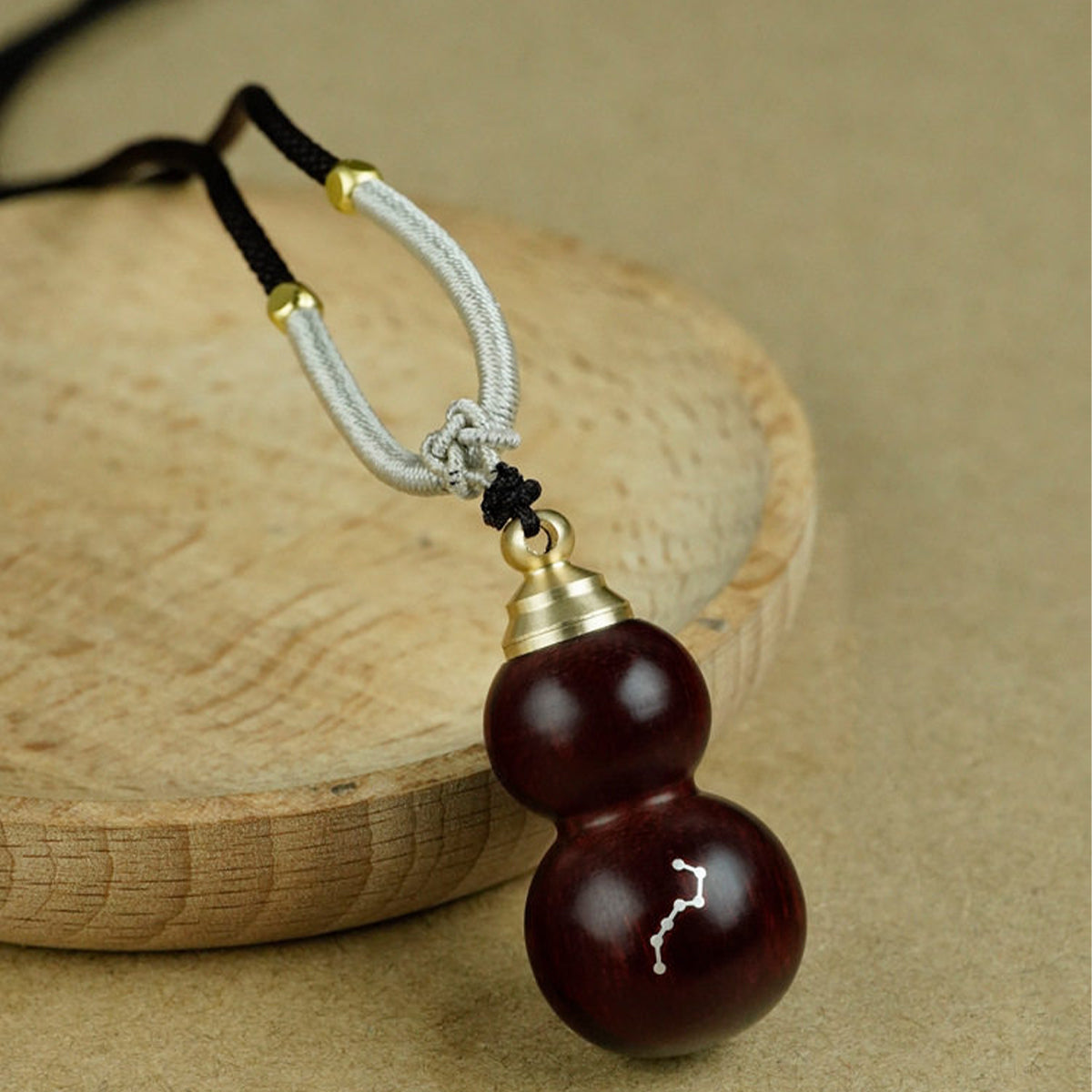 Rosewood inlaid silver Big Dipper gourd pendant Chaliland