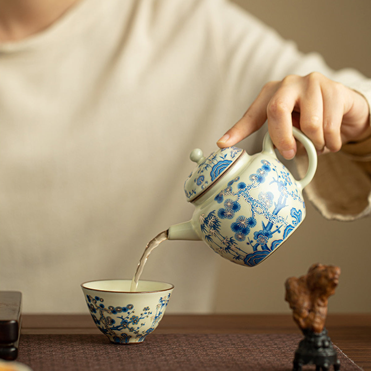 [Ru Kiln]Three Friends Of Winter Small Teacup 55ml Chaliland