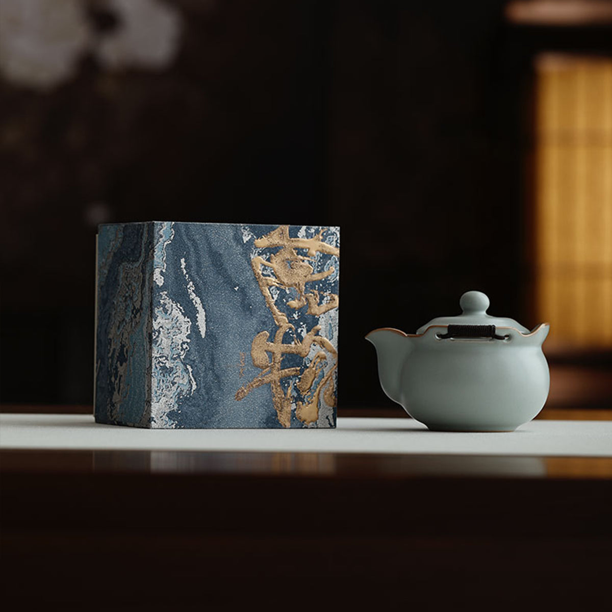 Ru Kiln-Sky Blue Ru Kiln Hand-Grip Teapot 330ml Chaliland