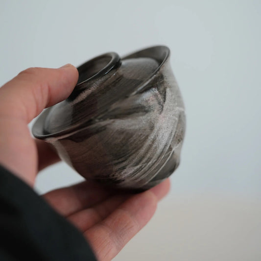 Small covered bowl brush 100cc