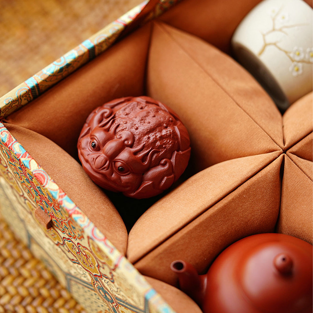 Small pear-shaped gift box set Chaliland