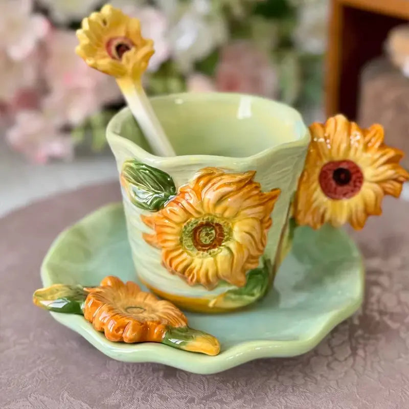 Sunflower cup and saucer set + spoon