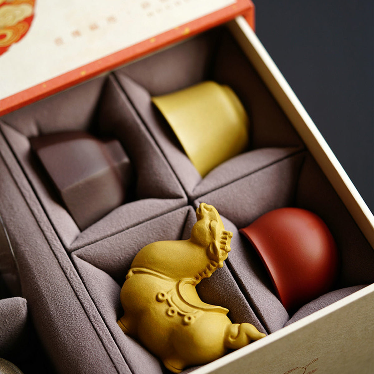 Year of the Horse Gift Box (Green Edition, 170cc) Chaliland