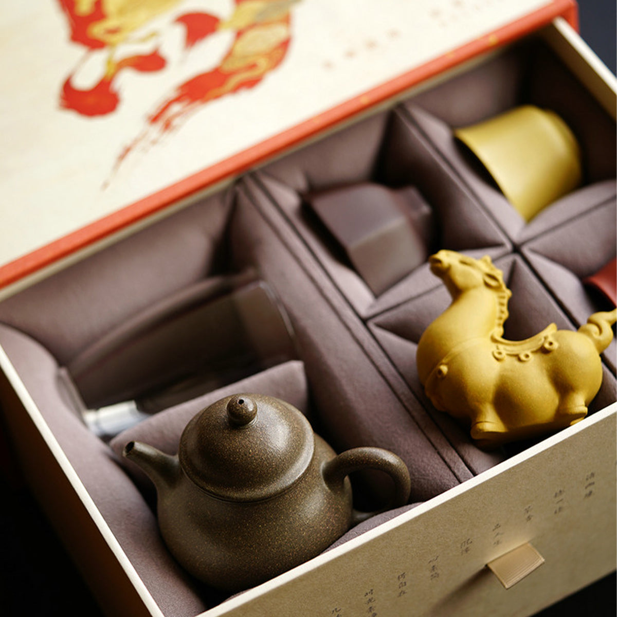 Year of the Horse Gift Box (Green Edition, 170cc) Chaliland