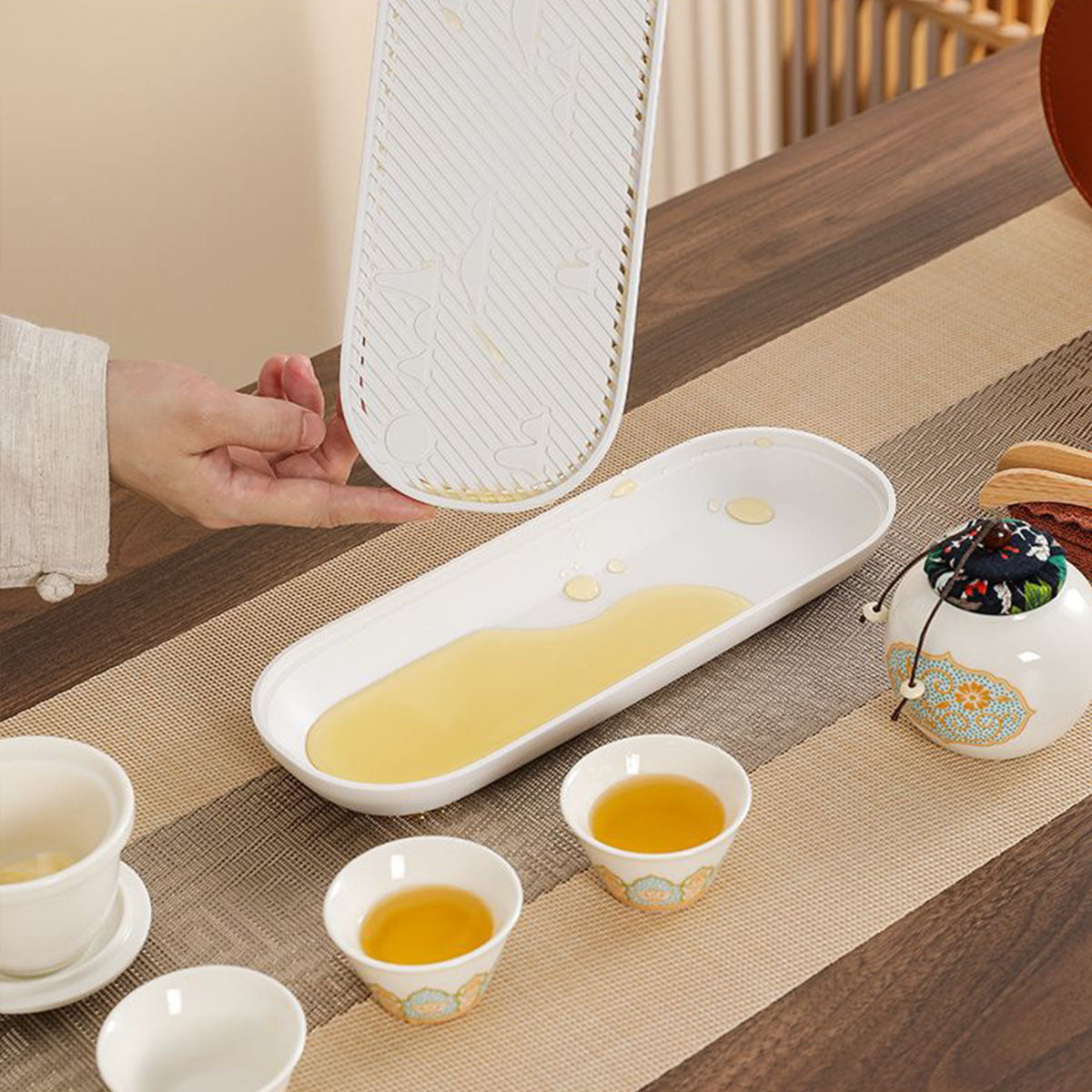 Zen-Style Embossed Travel Tea Infuser Chaliland